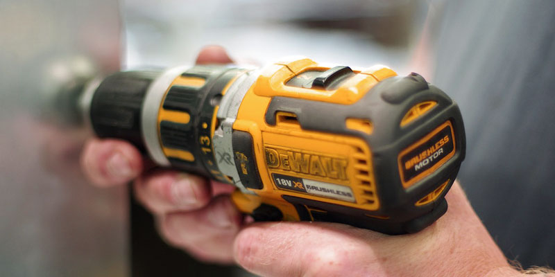 How-to-Jumpstart-a-Cordless-Drill-Battery
