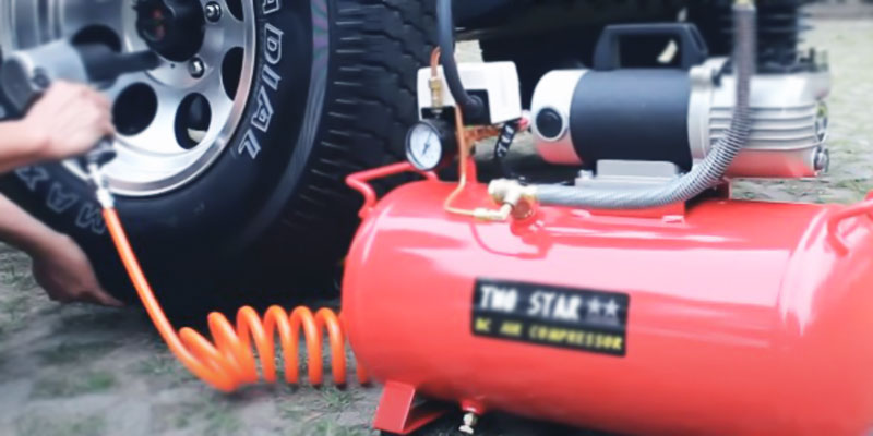 air compressor for inflatable mattresses and car tires